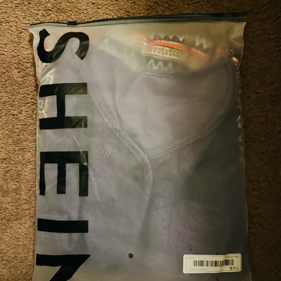 Vintage style cardigan style sweater - Picture 4 of 4